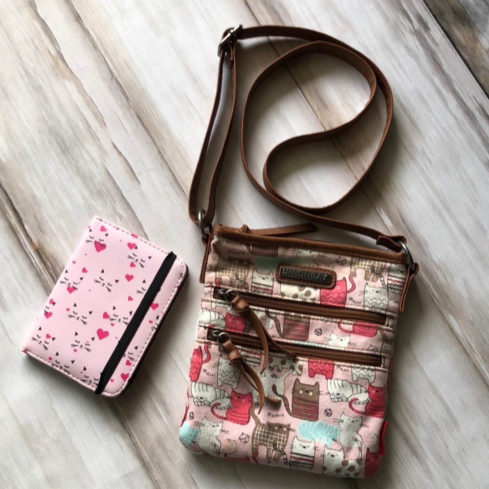 CAT LOVERS: UNION BAY CROSSBODY AND PASSPORT COVER